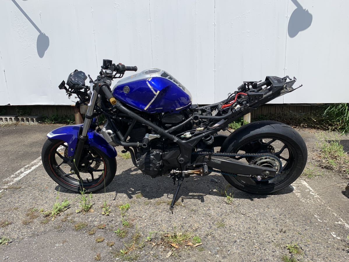 yzf-r25 実動！書付き！外装なし！ ベース車両やサーキット用に カフェレーサーとかスクランブラーでも良いかも 茨城の画像1