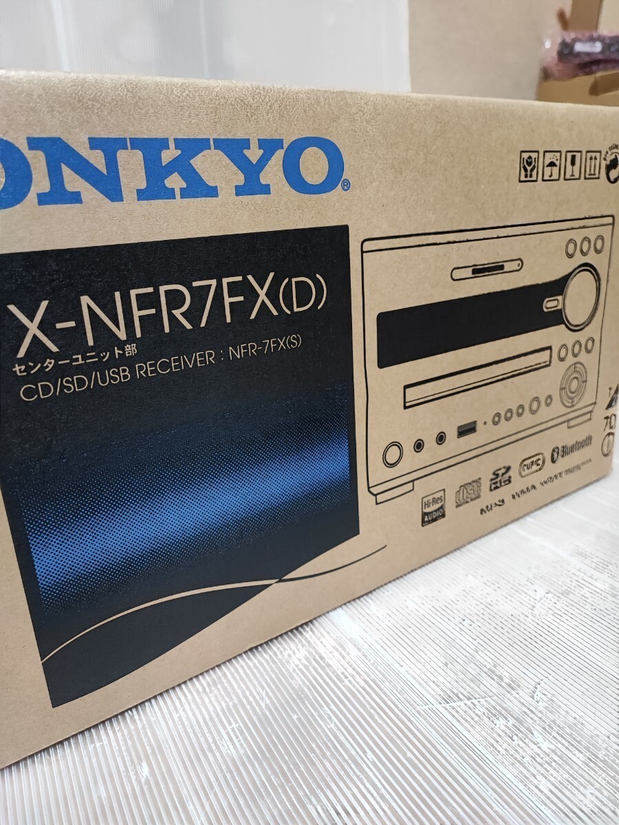 * almost new goods *ONKYO X-NFR7FX(D) Bluetooth/CD/SD/USB/ high-res correspondence 