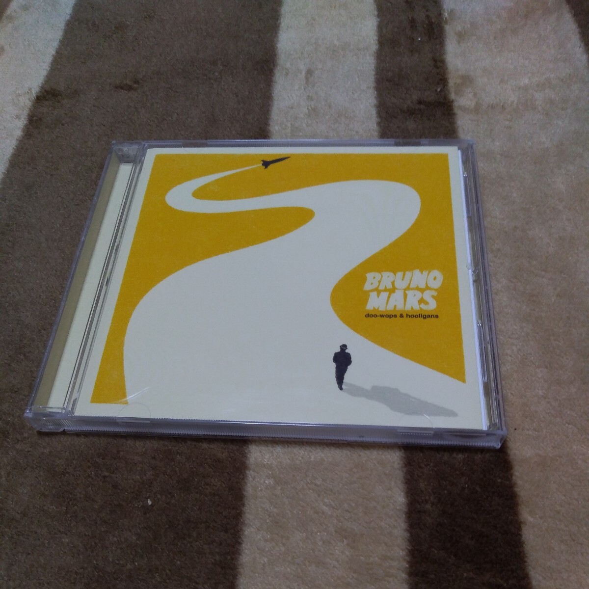 【CD】BRUNO MARS/ブルーノ・マーズ　doo-wops & hooligans/ドゥー・ワップス＆フーリガンズ_画像1