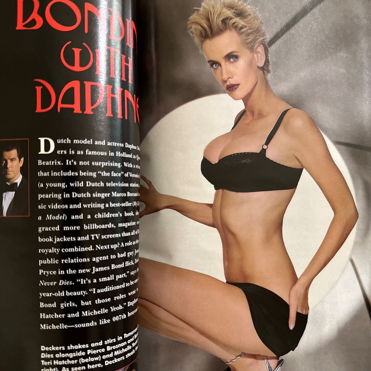 422 PLAYBOY　海外版　1998/2 007 女優 ボンドガール ダフネ・デッカーズ セクシー写真　広告　ファッション