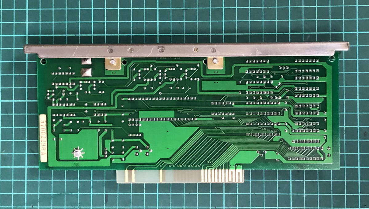 NEC PC-8801 用 FM音源 サウンドボード ( PC-8801-11 ) 難有り１枚のみ ( ※ コンデンサに燃焼・破裂有り 完全ジャンク品 )_裏側