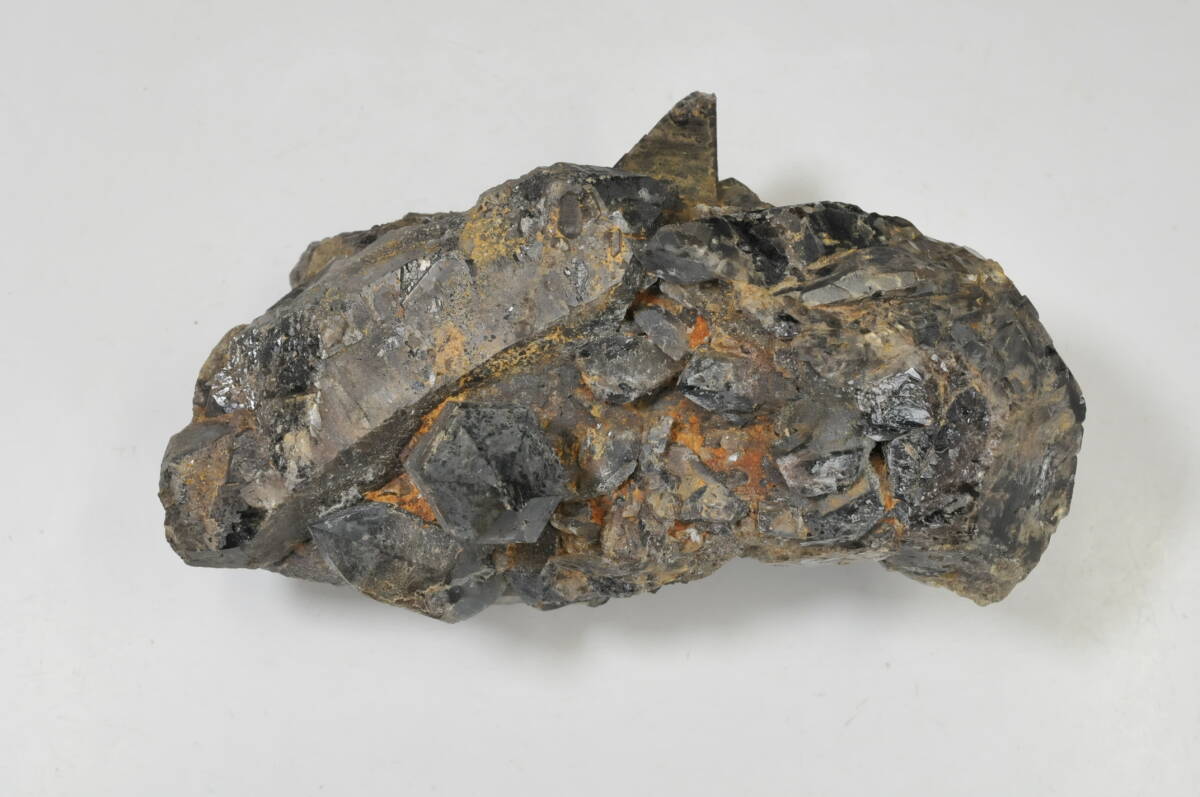 【鉱石】 黒水晶原石 高さ：10cm 横幅：20cm 重量：2340g ● パワーストーン 0103008-17の画像6