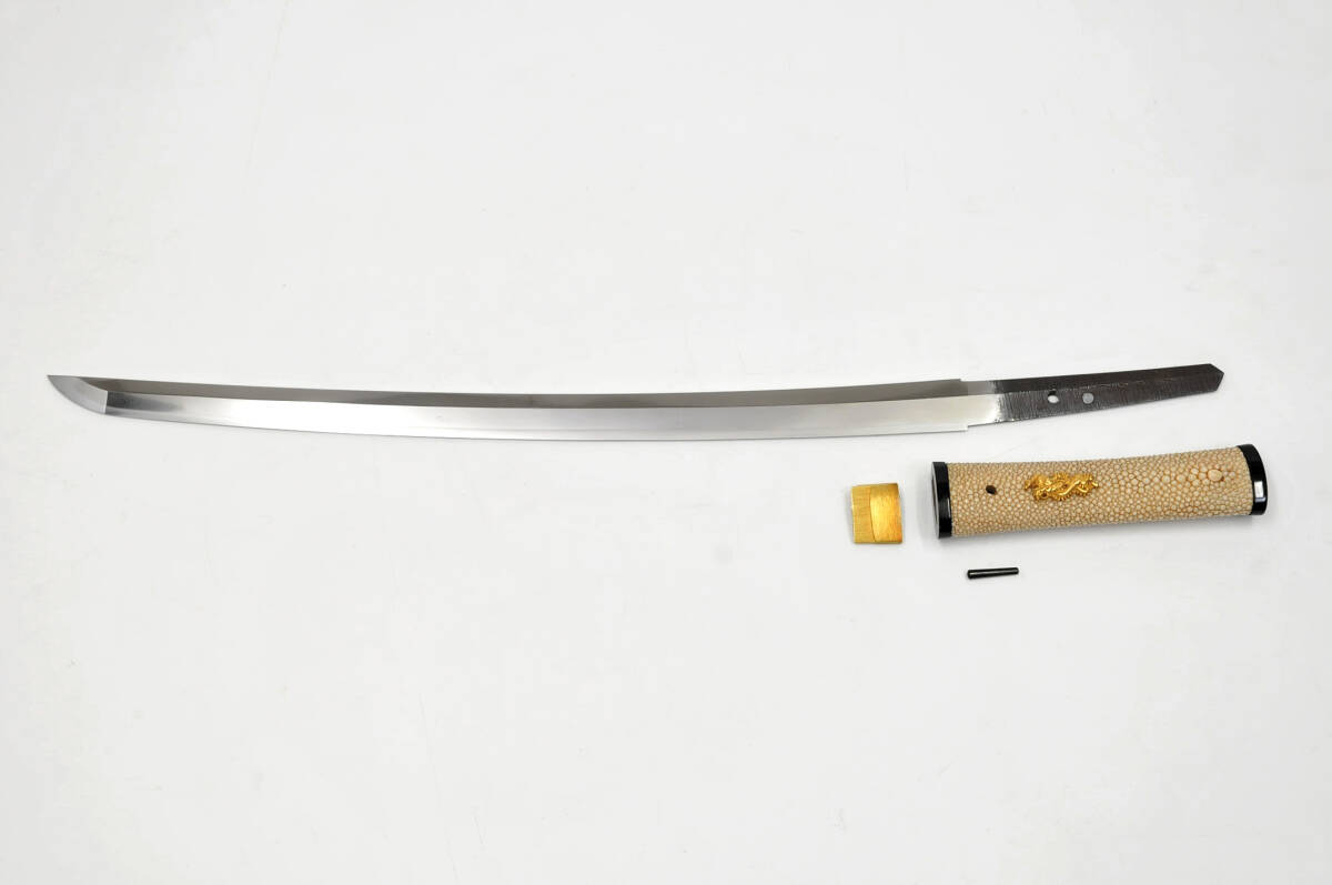 【刀剣】 脇差 銘：近江大掾藤原忠広 長さ：47.7cm 反り：0.9cm 目くぎ穴：2個 東京265632 日本刀 0303135-4の画像4