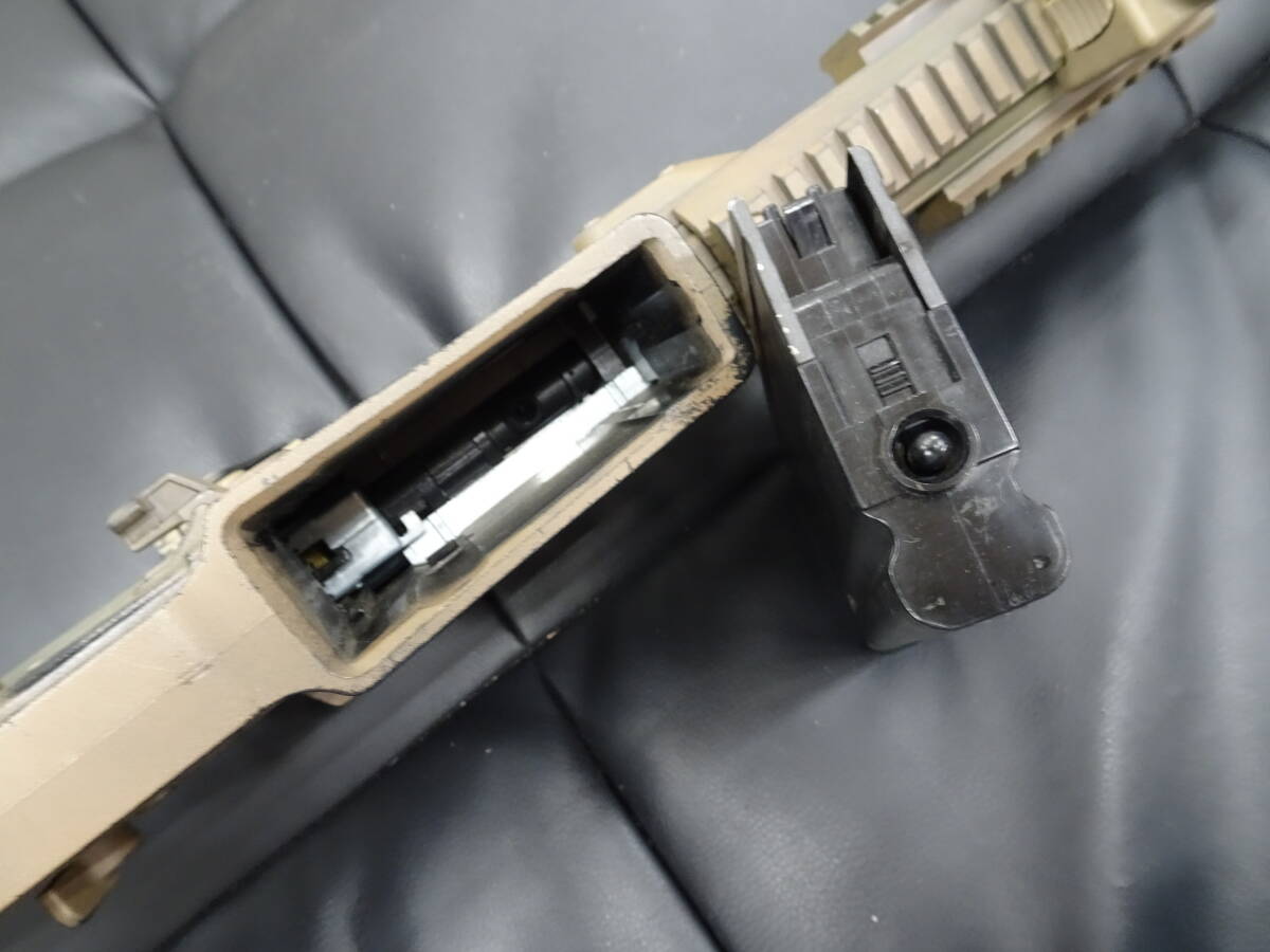 [ military ] Tokyo Marui SCAR-H electric gun has painted custom parts, preliminary magazine attaching junk 
