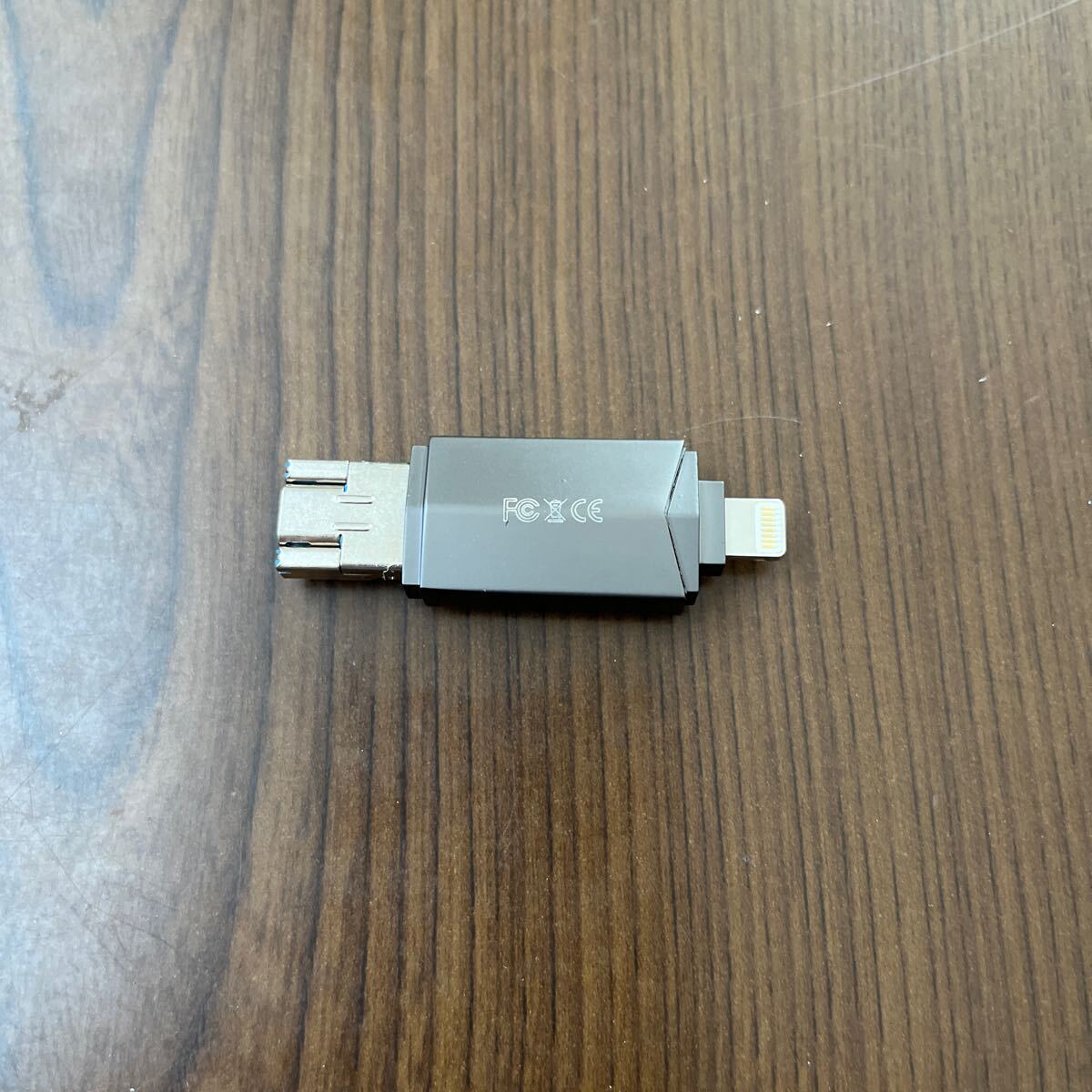 604p1025☆ [Apple MFi認証] 128G Lightning to USB3.0 フラッシュドライブ メモリースティック 電話ストレージメモリ 