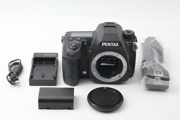 * finest quality beautiful goods *PENTAX Pentax K-5 IIs body with strap *M43302
