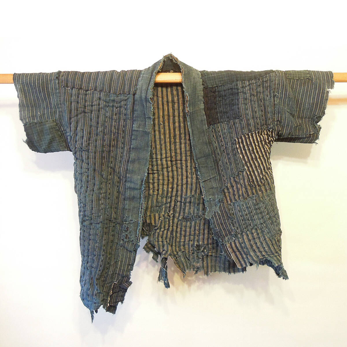 ボロ 野良着 アート 刺し子 継ぎ接ぎ 木綿 古布 古着 襤褸 vintage noragi boro art textile sashiko patchwork の画像3