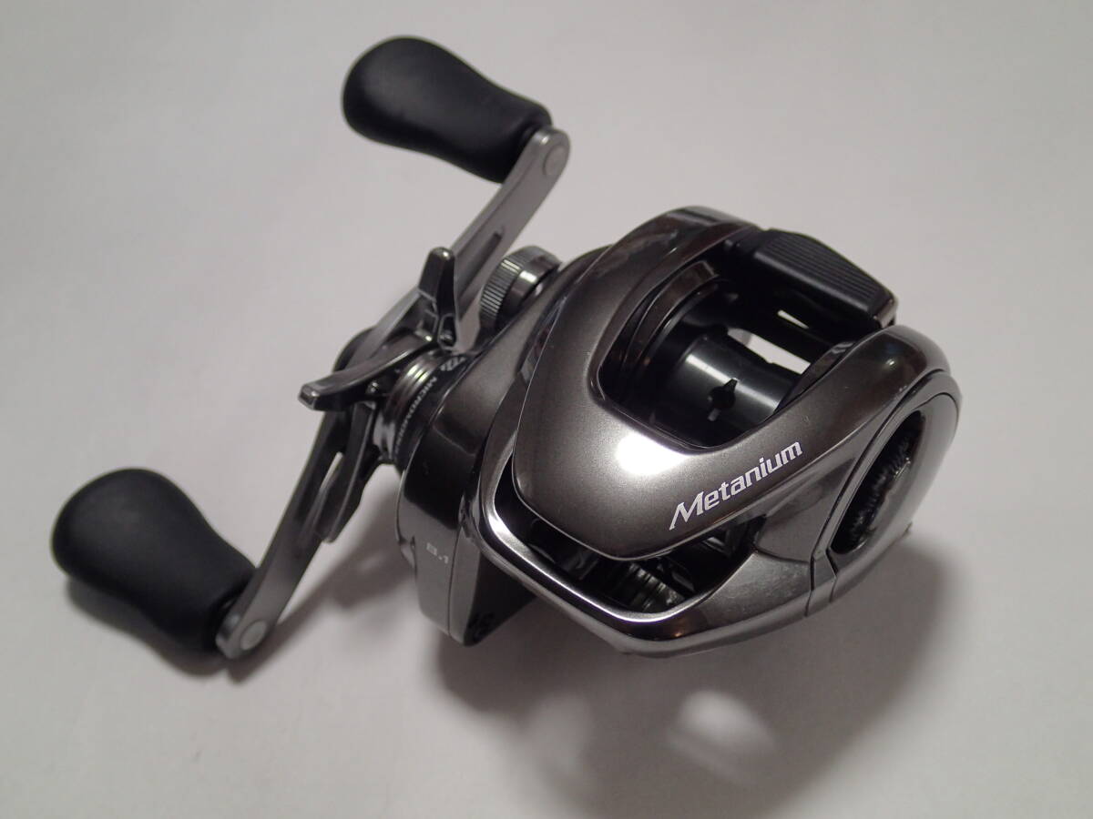 ■ シマノ　　shimano　　20 メタニウム　XG　　RIGHT　右ハンドル_画像1