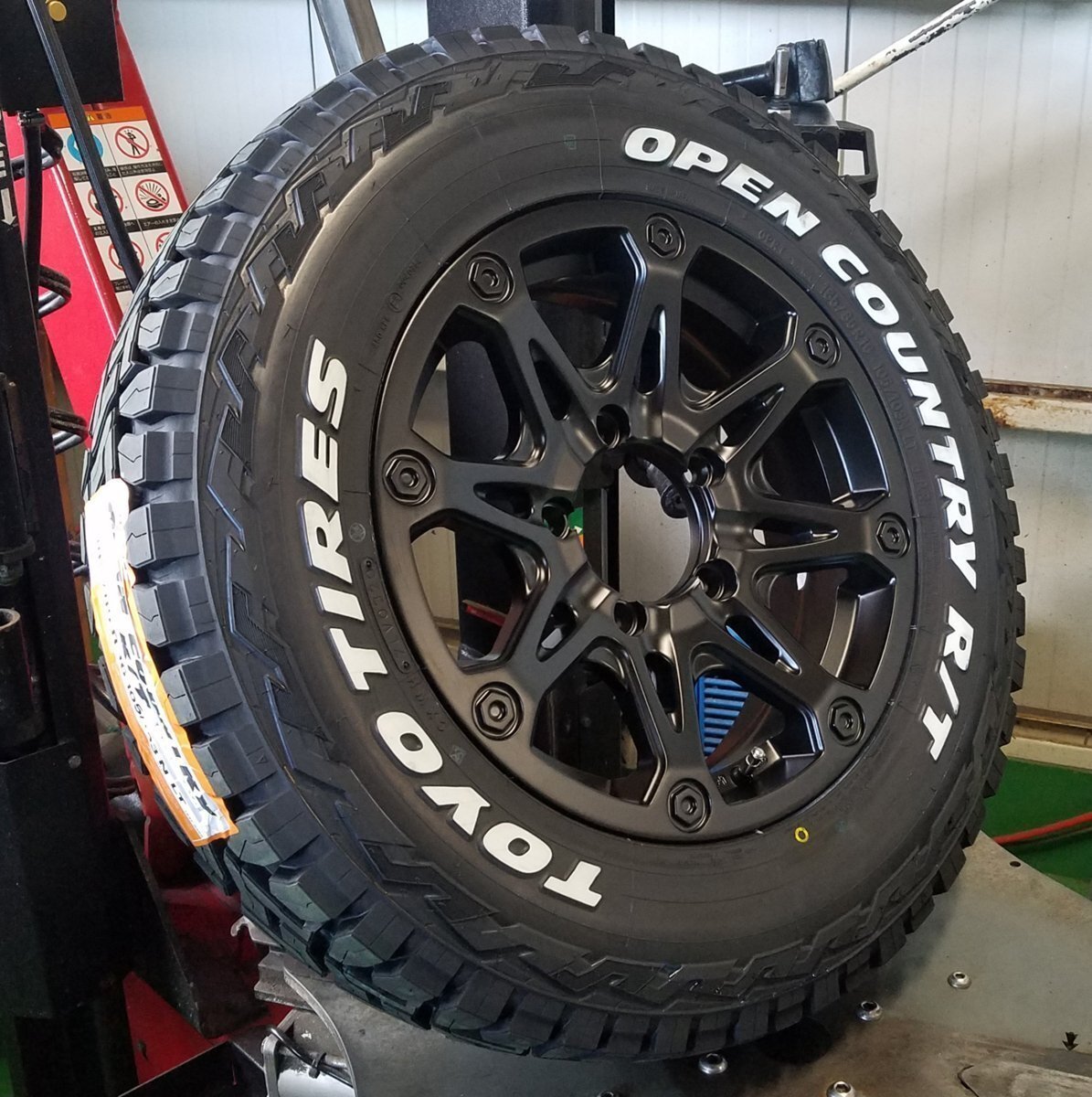 5月入荷 New!!Bounty Collection BDX08 ジムニー トーヨー オープンカントリー R/T 185/85R16 タイヤホイールセット 16インチ ホワイトレタ_画像2