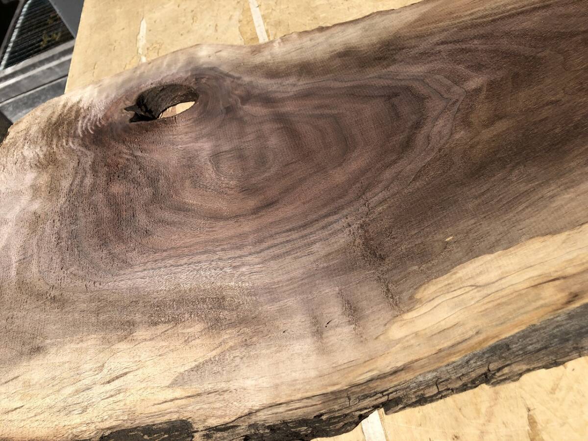 送料無料！【S711G】ウォルナット 857～865×～410×19㎜ 板材 乾燥材 木工 DIY 材木 天然木 無垢材《銘木すずめや》の画像3