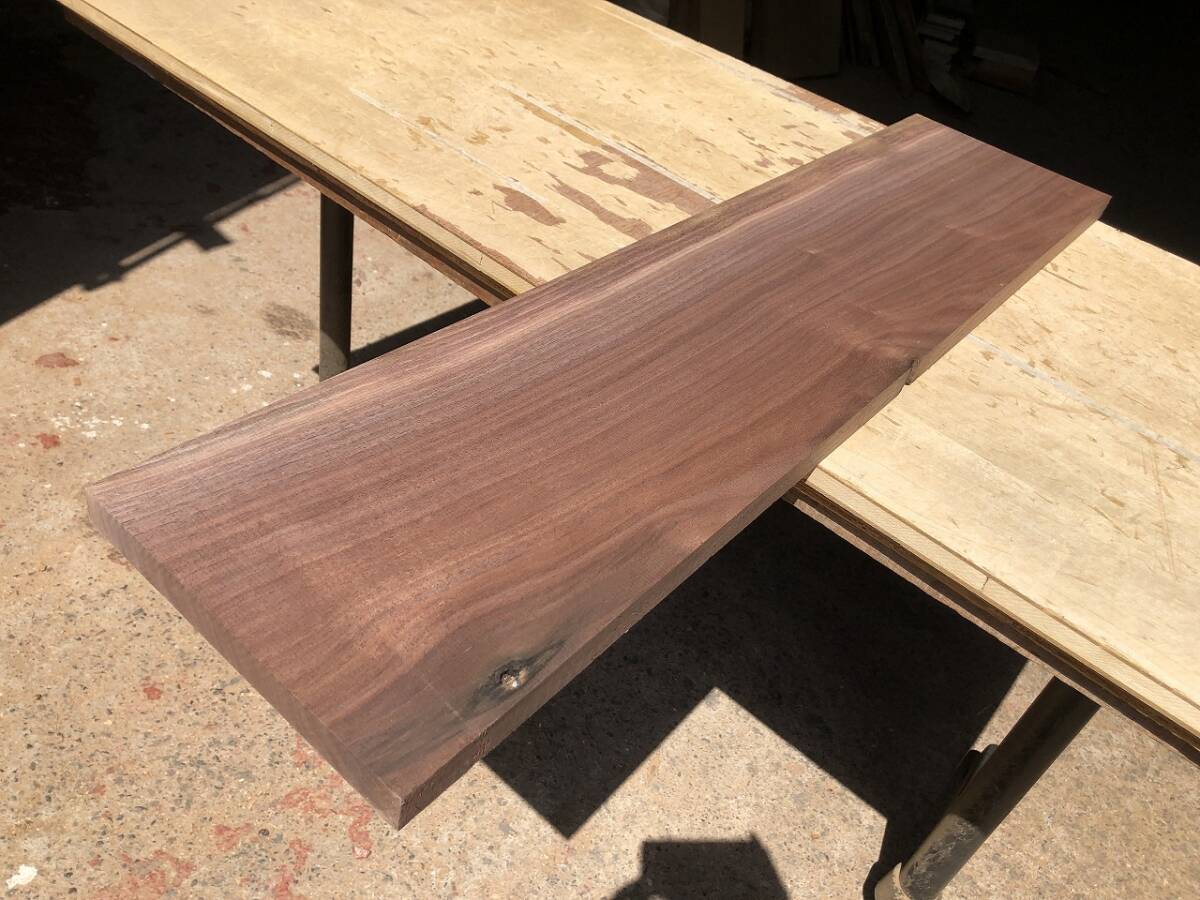 送料無料！【S713G】ウォルナット 900×210×22㎜ 板材 乾燥材 木工 DIY 材木 天然木 無垢材《銘木すずめや》_画像1