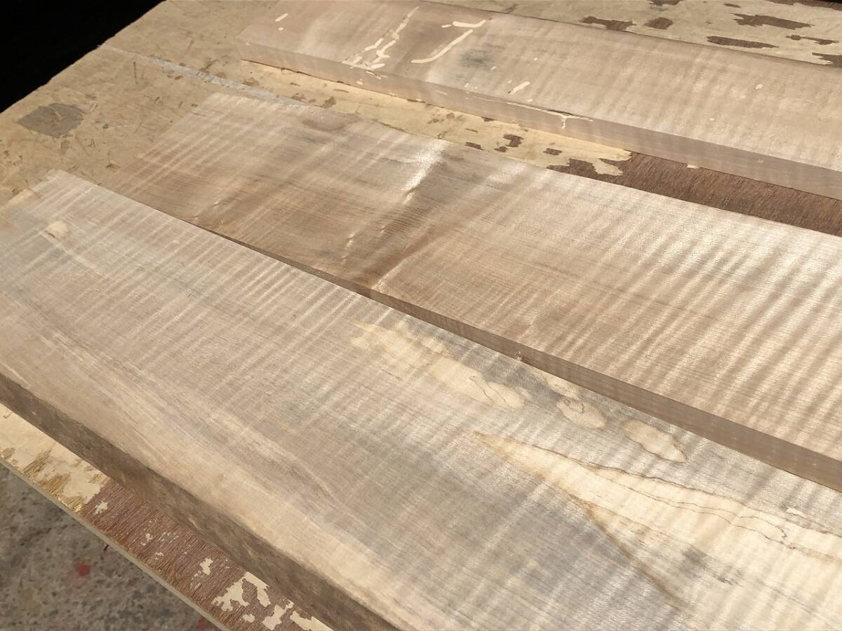 送料無料！【S829H】辛夷 ～1030×～150×～23㎜ 3枚セット 板材 コブシ 乾燥材 木工 DIY 材木 天然木 無垢材《銘木すずめや》_画像6