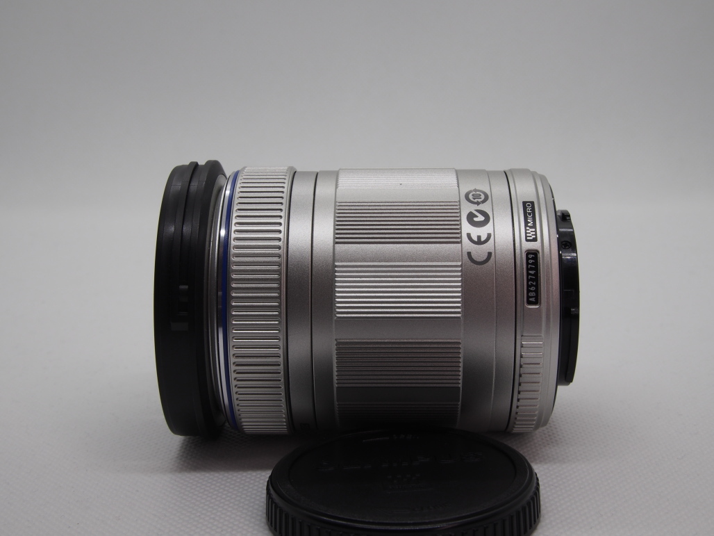 OLYMPUS レンズ M.ZUIKO DIGITAL ED 40-150mm F4.0-5.6 SLV (1)の画像4