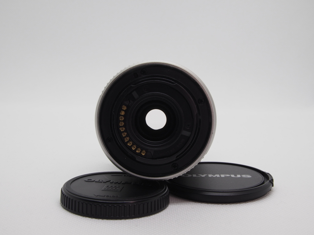 OLYMPUS レンズ M.ZUIKO DIGITAL ED 40-150mm F4.0-5.6 SLV (2)の画像2