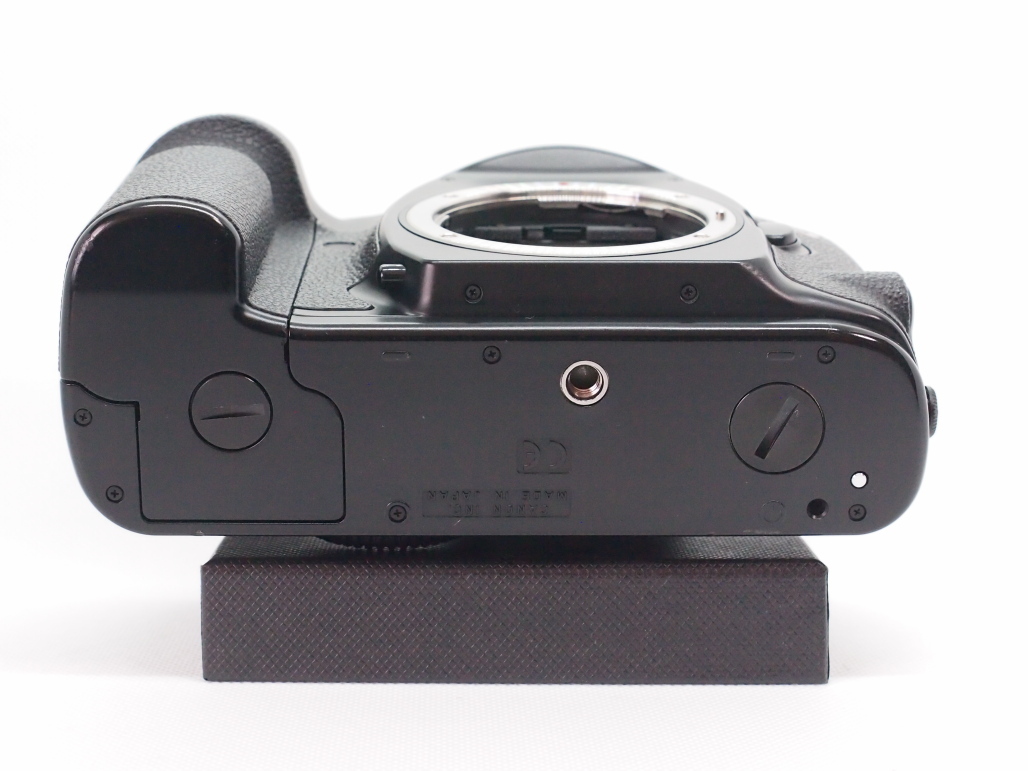 Bibian 比比昂- マット感保持Canon EOS-1V HS バッテリーパック Bibian 比比昂- マット感保持Canon EOS-1V HS バッテリーパック