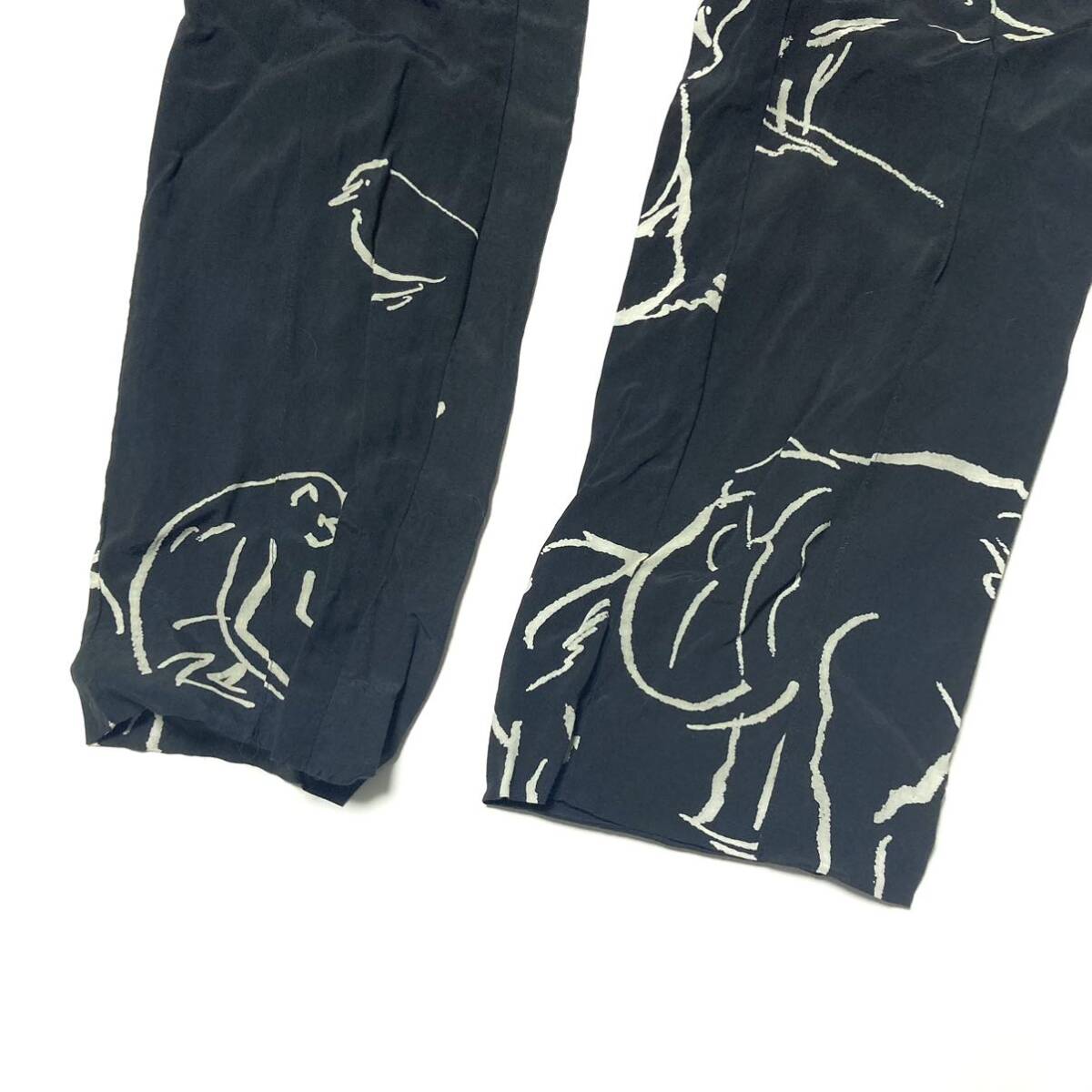 美中古 定価36300円◆WRYHT◆Front Tuck Trouser Graphite 1 ライト レーヨンパンツ トラウザーズ ブラック 黒 イージーパンツ アニマル柄 の画像9