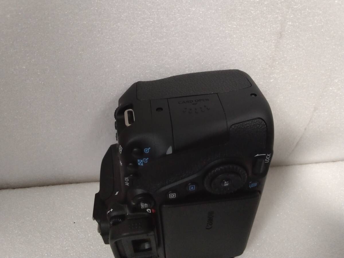 ☆上美品☆Canon EOS80D ボディ