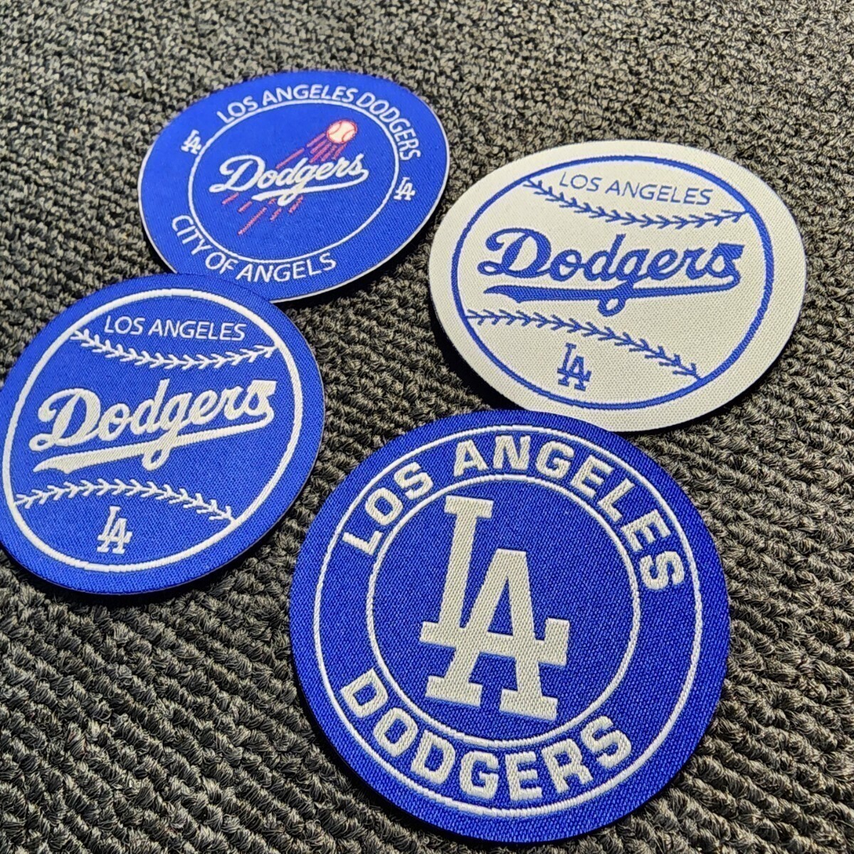 4点セット 新品 アイロンワッペン パッチ 野球  Los Angeles Dodgers 大谷翔平 山本由伸 ロサンゼルス ドジャース LA ブルー の画像2