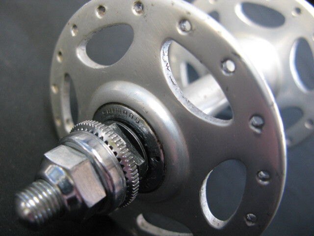 6996円 ピスト・競輪/NJS認定shimano【旧DURA-ACE】Fラージハブ 6996円 ピスト・競輪/NJS認定shimano【旧DURA-ACE】Fラージハブ
