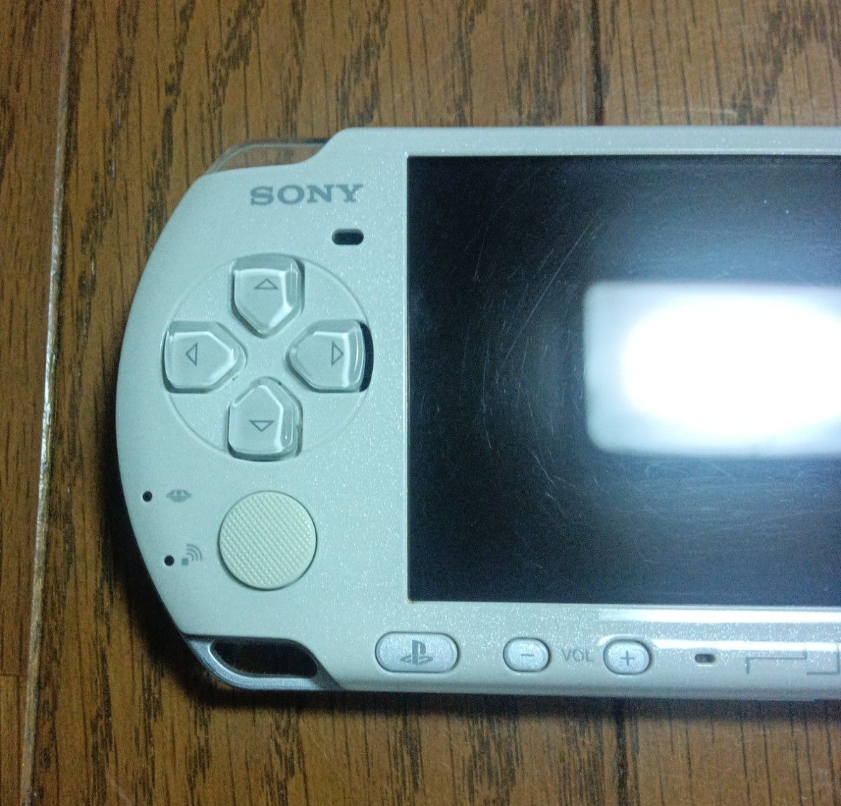 PSP-3000 パールホワイト 中古品 本体のみ ◯ボタンに潰れ有り 起動確認済み