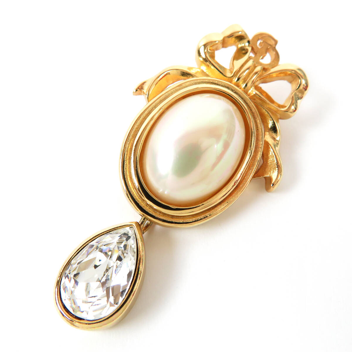 Christian Dior Christian Dior CD Logo ribbon fake pearl Drop type rhinestone brooch Gold color Vintage 