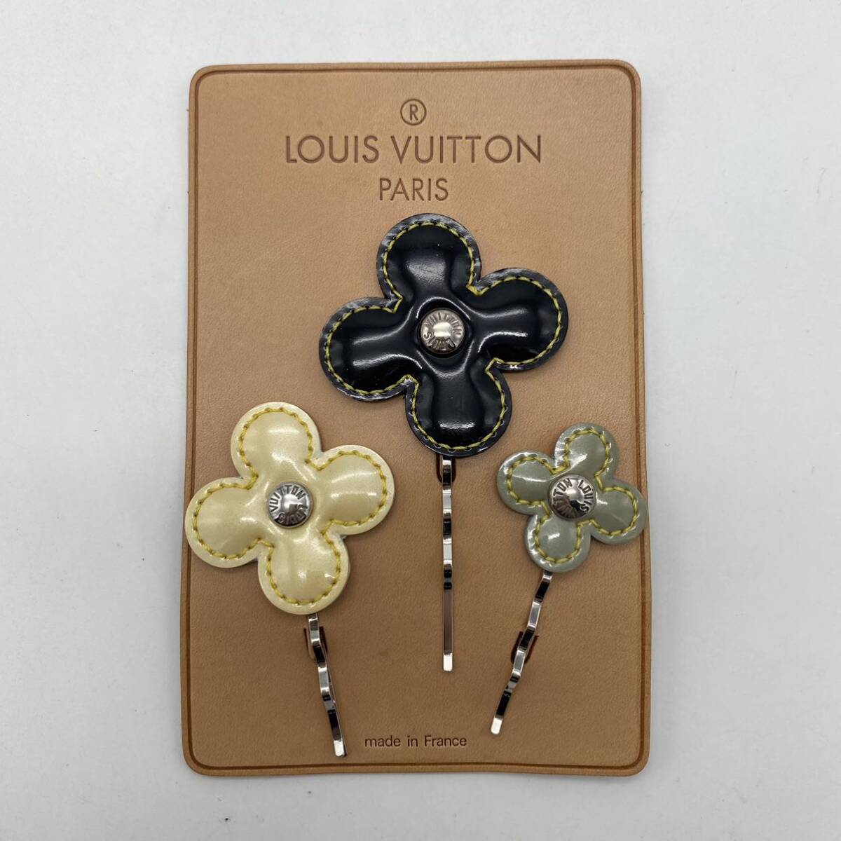 LOUIS VUITTON ルイ・ヴィトン ヘアピン バレッタ・フルール ヴェルニ ブラック イエロー カーキグリーン アクセサリー P1180の画像1