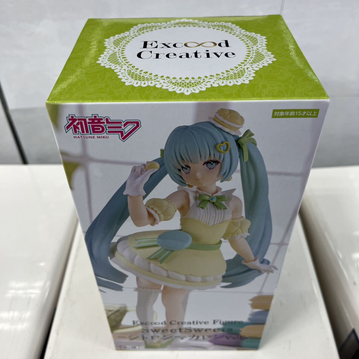H747【未開封新品】「キャラクター・ボーカル・シリーズ 01 初音ミク」 Exc∞d Creative Figure SweetSweets-シトロンマカロンver.-_画像2