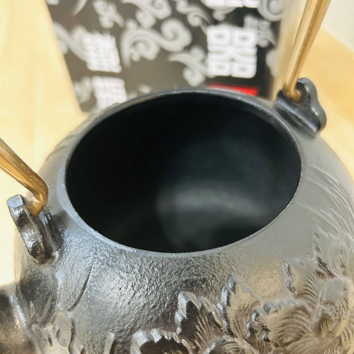  супер высокое качество песок металлический ...1.2L литье металлический чайник юг часть металлический контейнер заварной чайник чайная посуда . чайная посуда ...11×18×23cm 1.8kg калибр 8cm