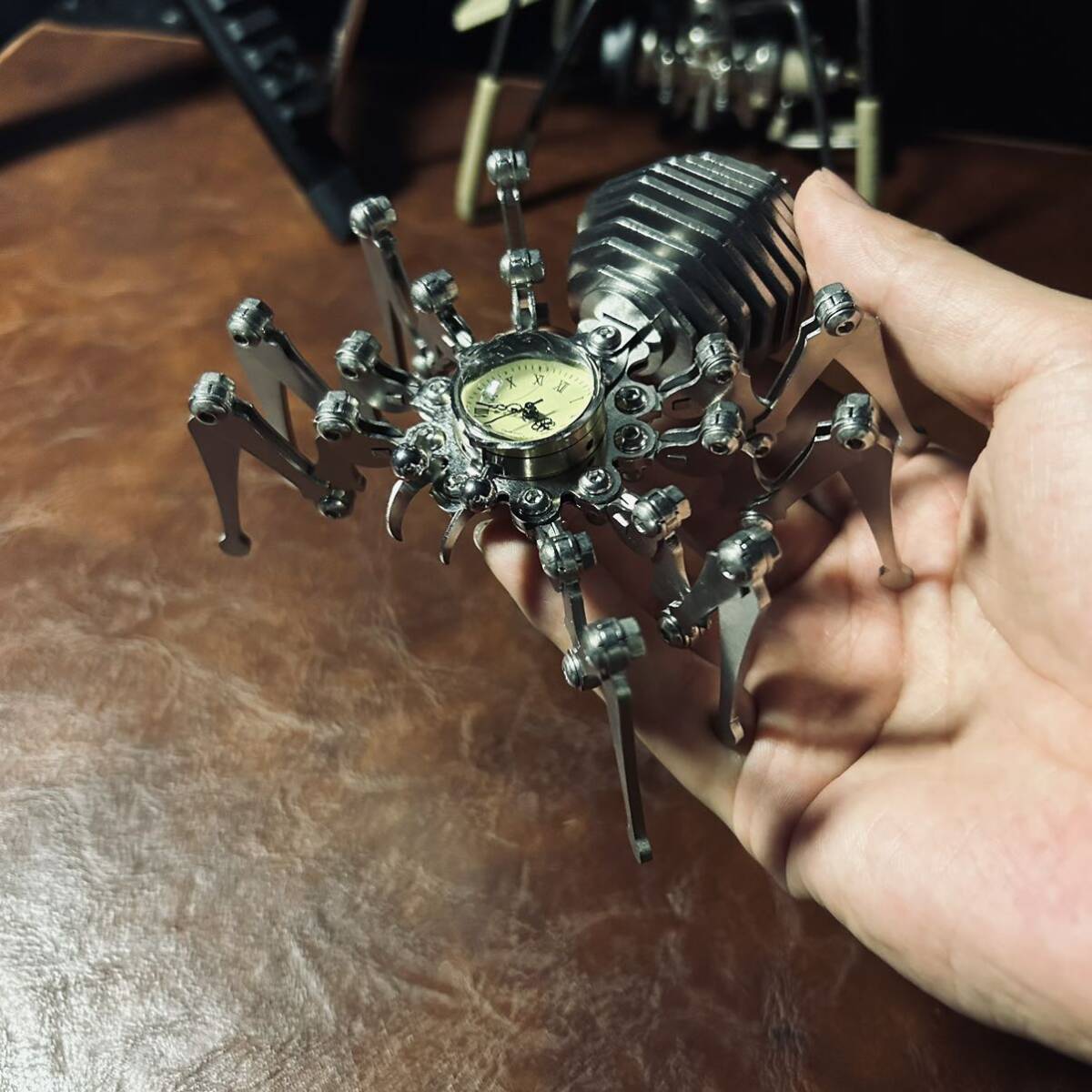 時間蜘蛛 全金属 高品質 時計 置時計 シルバー アクセサリー