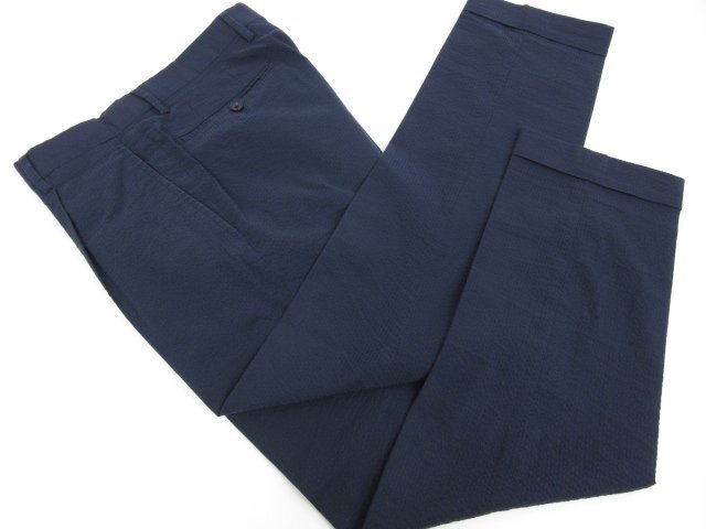 美品 【ユナイテッドアローズ】 シアサッカー調 3ボタン段返り アンコンスーツ (メンズ) size44 ネイビー系 1122-110-2008 ■28RMS8314■_画像3