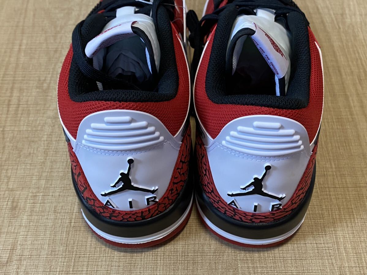 定価以下 Nike Jordan Legacy 312 Low Chicagoナイキ ジョーダン レガシー 312 シカゴ US10.5 28.5cm 新品未使用 黒タグ付きの画像4