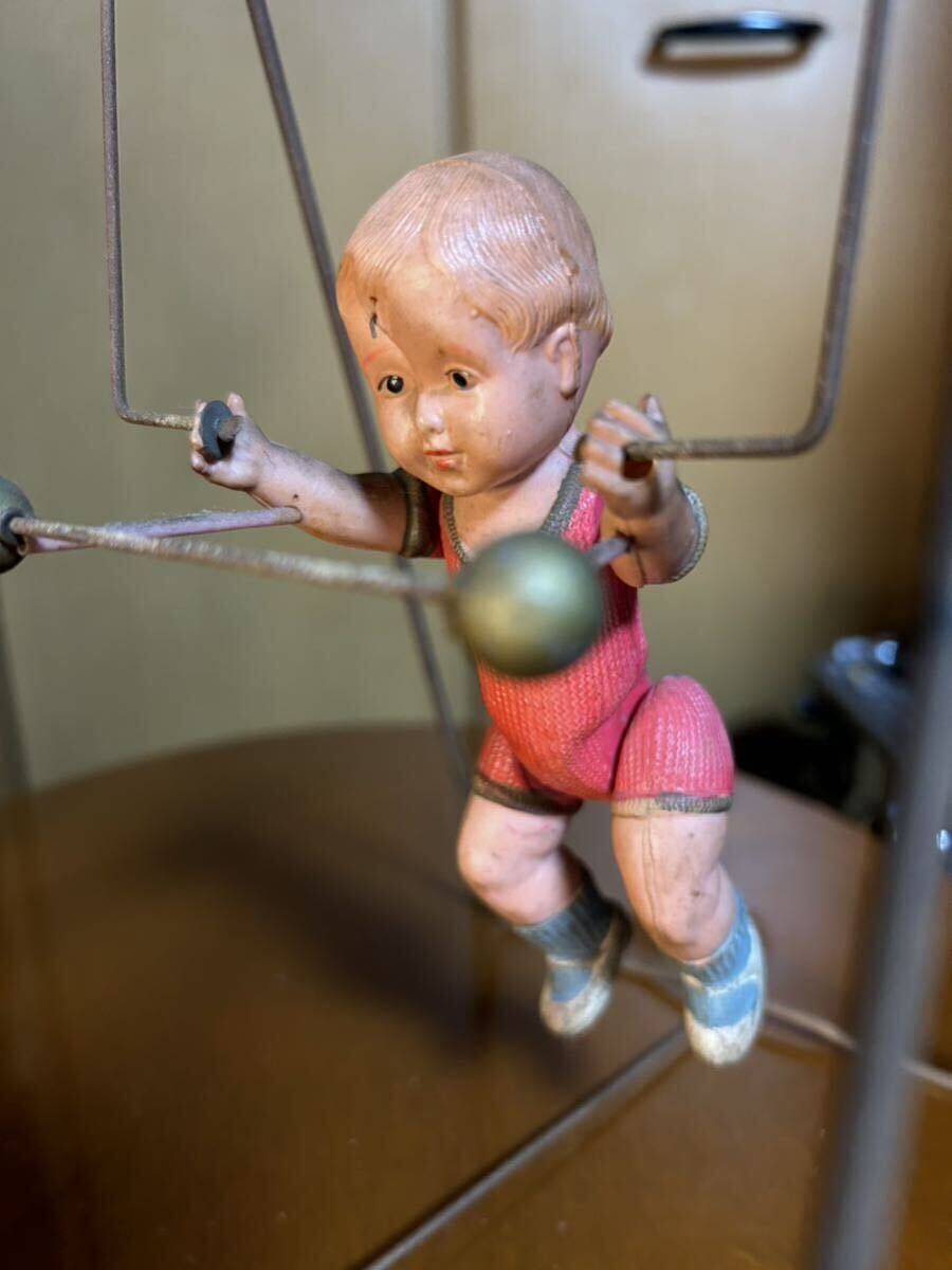 戦前　古いおもちゃ　空中ブランコをする少年　サーカス　鉄棒　ブリキ　セルロイド人形　可動品　実用新案特許_画像8