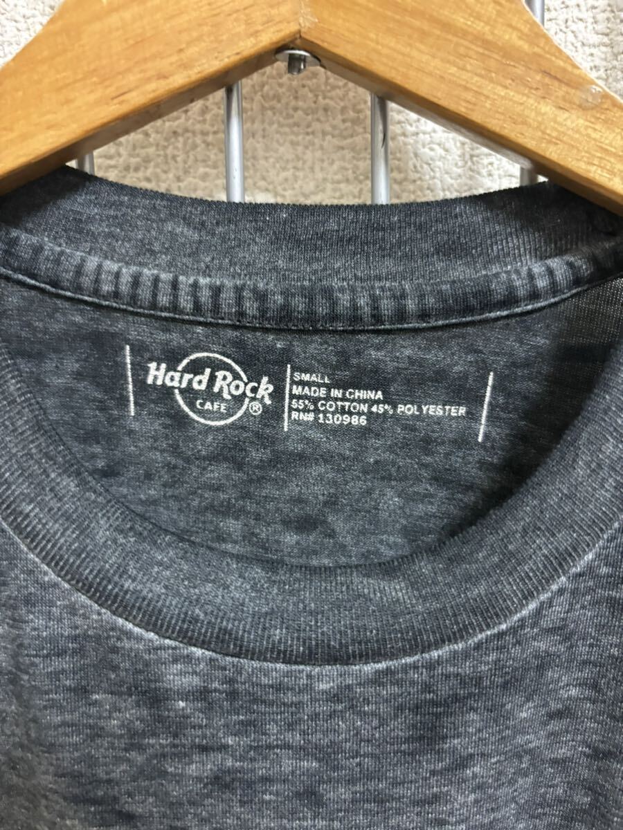新品（タグ付き）［Hard Rock Cafe］ハードロックカフェ　半袖Tシャツ チャコール系 S　y2887_画像3