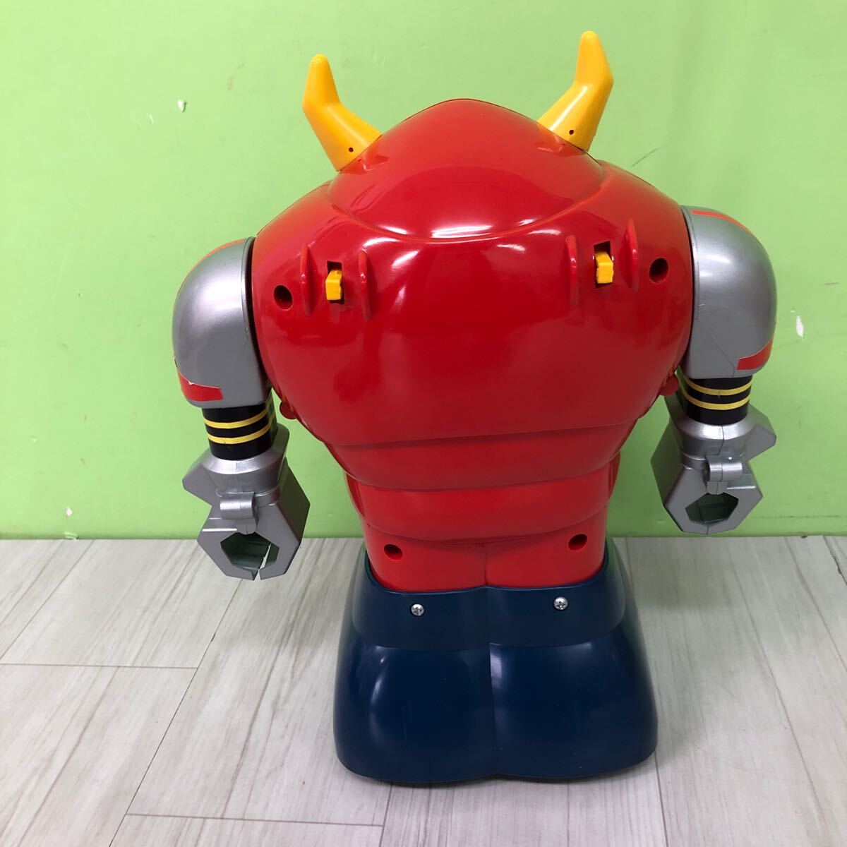 未使用 デッドストック　ヨネザワのオモチャ　ビックマシン No.24 ロボット　フリクションパワード　昭和 レトロ 当時物　米澤玩具_画像3