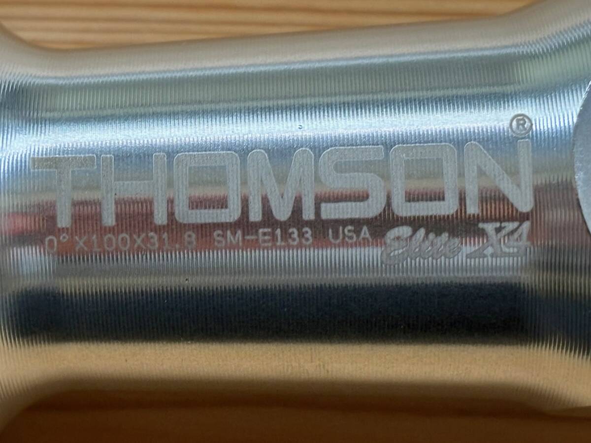 THOMSON Elite X4 SM-E113 シルバートムソンオーバーサイスアヘッドステム 0° X 100㎜ X 31.8mm径 ハンドルバー用　中古美品_画像4