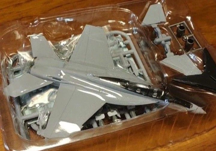 ジョリーロジャース F エフトイズ スーパーホーネットファミリー2 1/144 F/A-18F ハイスペックシリーズ 