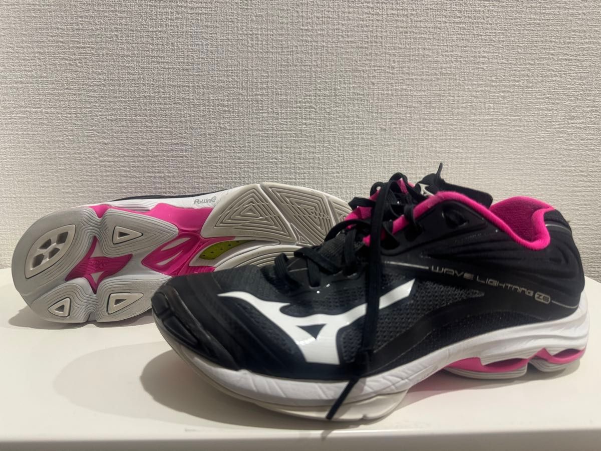 MIZUNO ミズノ バレーボール シューズ ウェーブライトニング Z6 MIZUNO ミズノ バレーボール シューズ ウェーブライトニング Z6