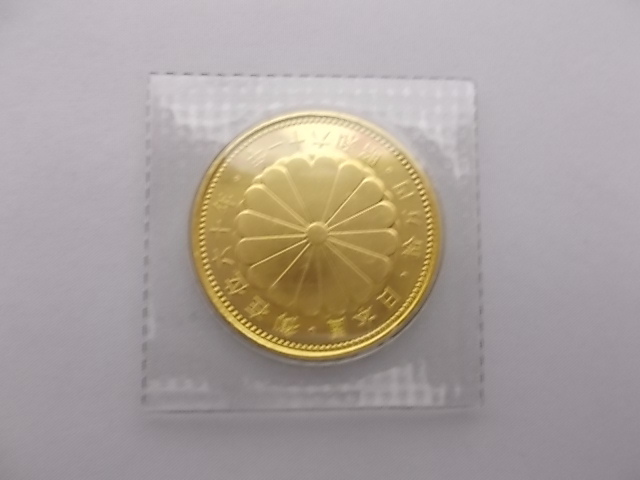 天皇陛下御在位60年記念貨幣 10万円金貨 K24 20g 純金 ブリスターパック ワンオーナー_画像2