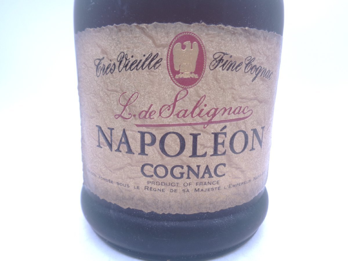 1円～ L.de Salignac NAPOLEON サリニャック ナポレオン コニャックブランデー 古酒 未開栓 700ml 液漏 パラフィルムを巻いて発送 X266073の画像9