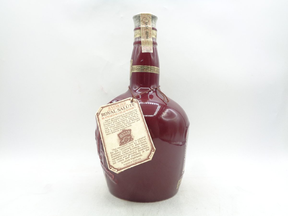 ROYAL SALUTE 21年 ロイヤル サルート 赤 レッド 陶器 スコッチ ウイスキー 1000ml 箱入 未開封 古酒 X266221_画像3