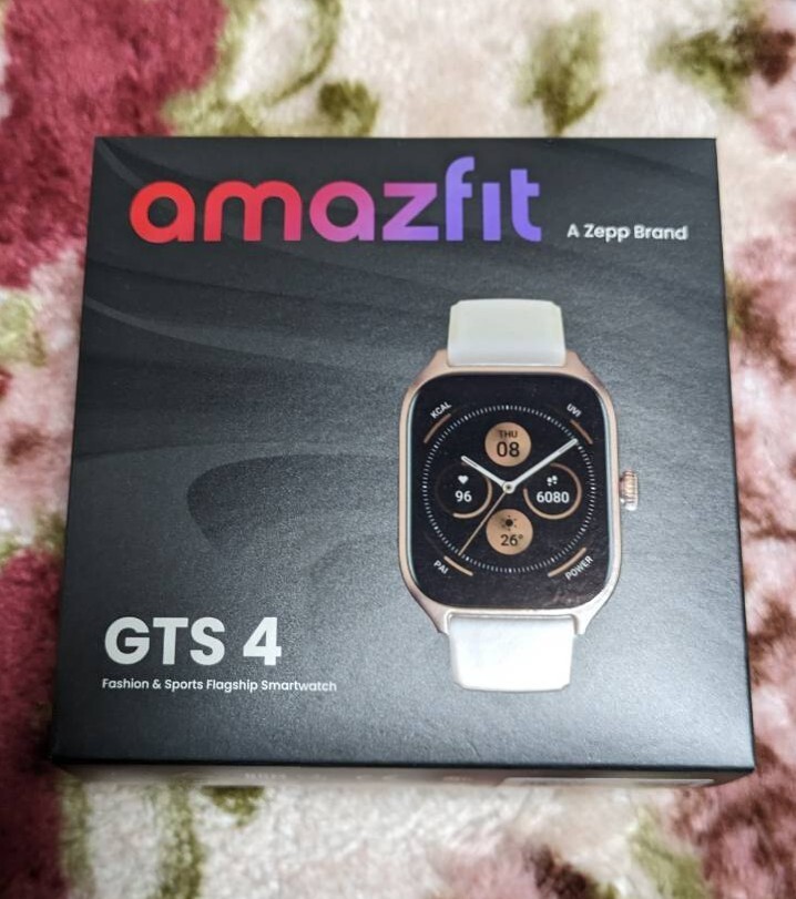 スマートウォッチ　Amazfit GTS 4　腕時計　ホワイト(白)　未使用品　Android/iPhone_画像1