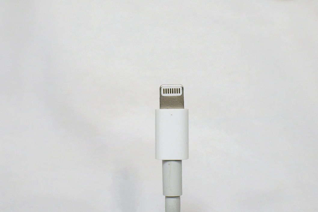 ■ゆうパケット対応！即決！Apple 純正 HDMIケーブル model A1438 Lightning端子の画像3