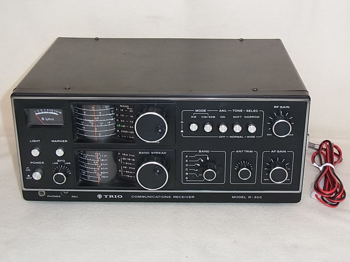 TRIO Trio R-300 COMMUNICATIONS RECEIVER receiver secondhand goods 