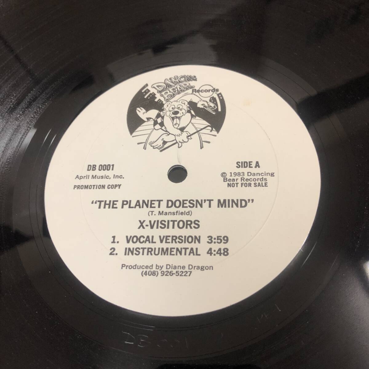 X-Visitors - The Planet Doesn't Mind　(usedbox2)_画像1