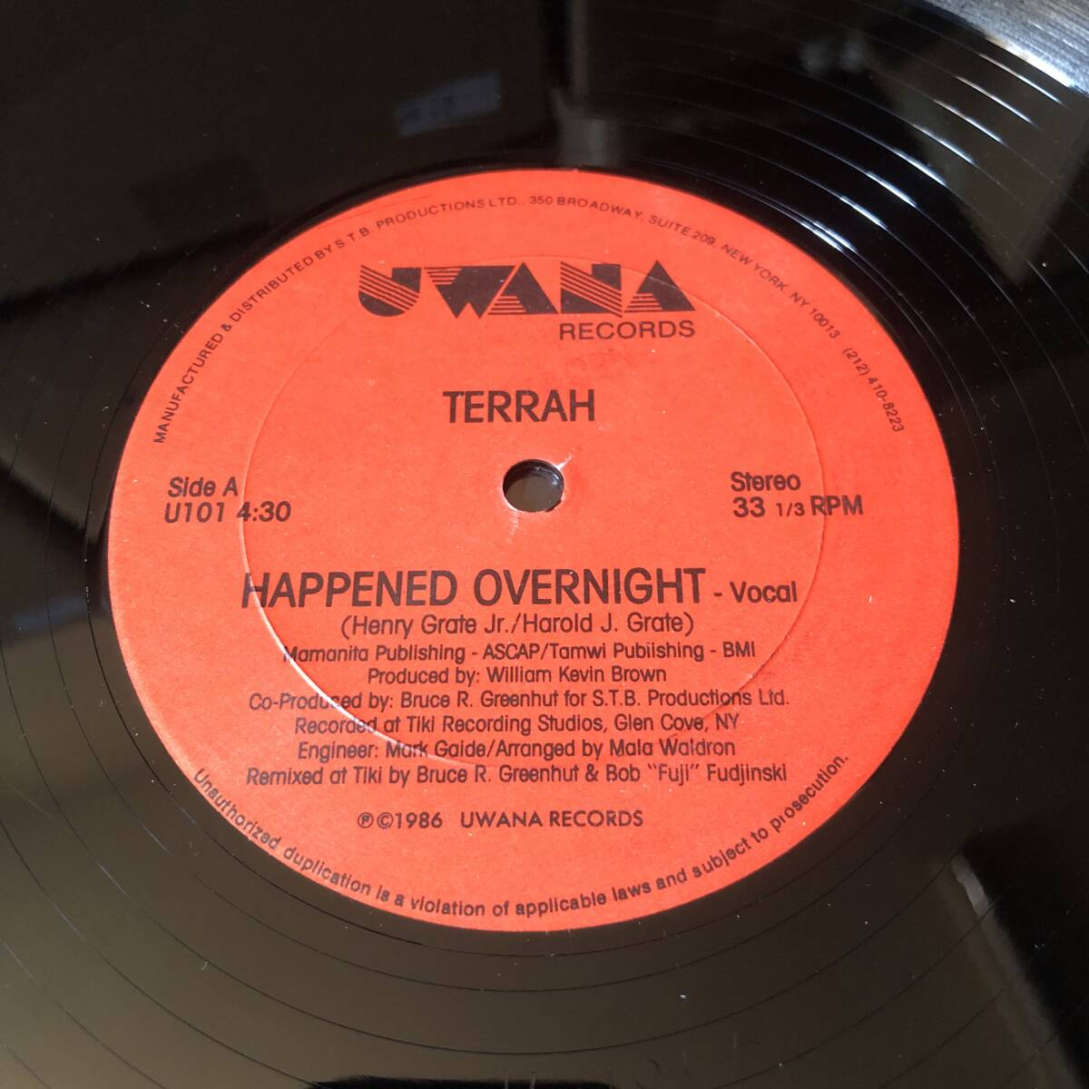 Terrah - Happened Overnight (usedbox3)の画像1
