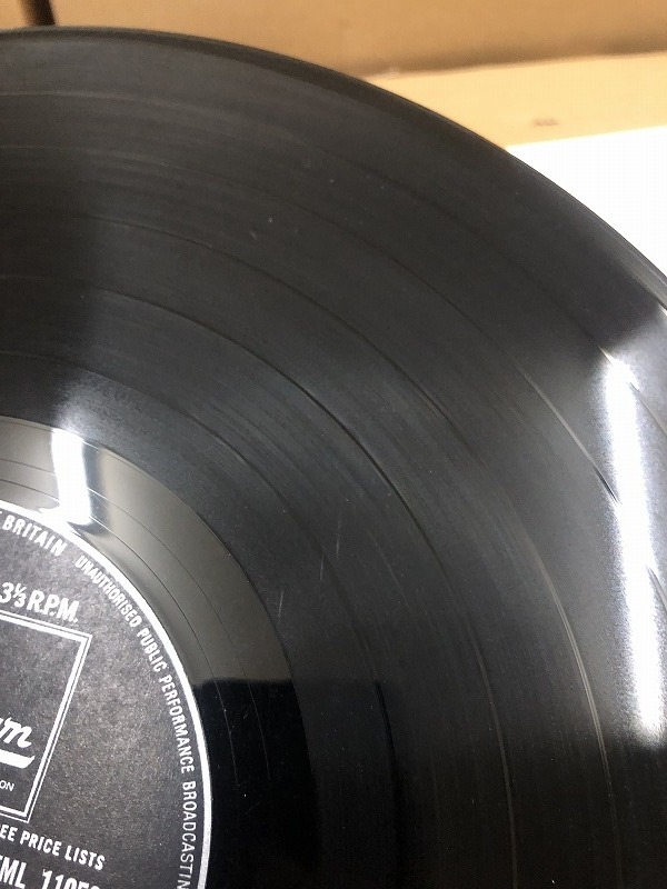 Gladys Knight & The Pips - Everybody Needs Love LP　(usedbox3)_画像7