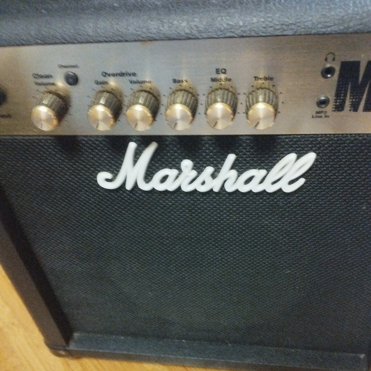 ギターアンプ Marshall MG15_画像3