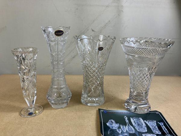 ◆FZ69 ボヘミアングラス 花瓶 4点 まとめ 約11.6kg インテリア 置物 花器 コレクション 工芸品 クリスタルガラス◆Tの画像1
