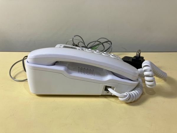 *GB136 Panasonic parent . telephone machine parent machine VE-GD26-W cordless handset KX-FKD404-W charge stand PNLC1058*Y