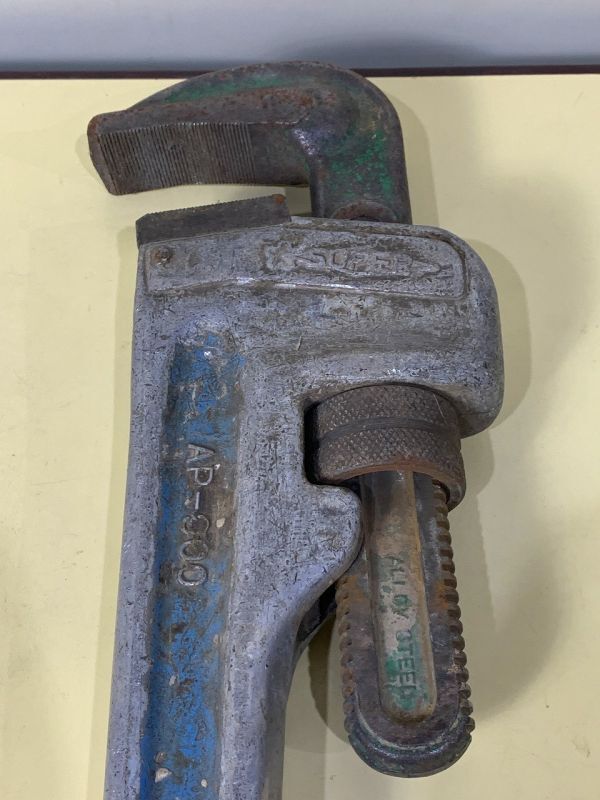 *GB47 SUPER pipe wrench super AP-900 length : approximately 85cm approximately 5kg large tool *